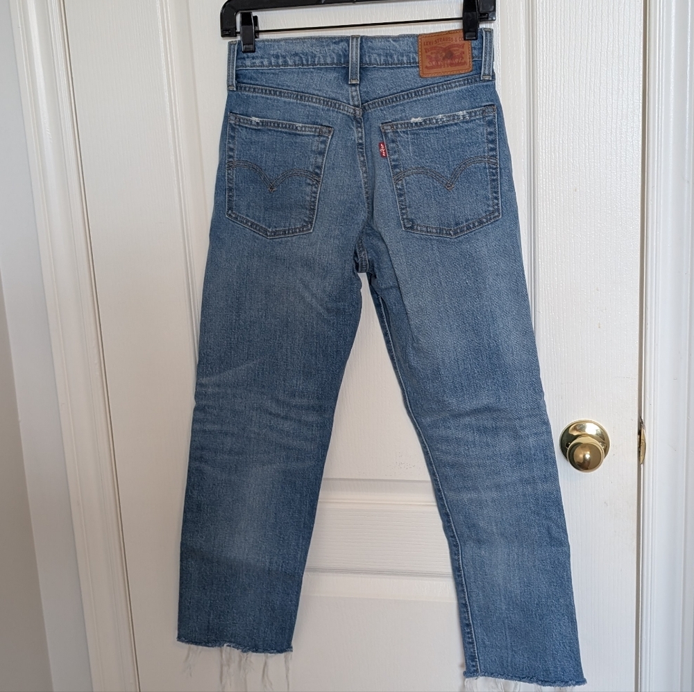 Frayed Hem Levis - Picture 3 of 8